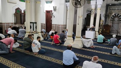 الأوقاف تعقد 628 مجلس فقه بالمديريات الحدودية: «صلة الأرحام ونبذ الخلافات»