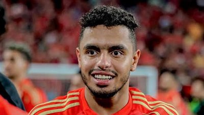 الأهلي يحسم موقف كريم الدبيس.. قيد اللاعب في قائمة الموسم الجديد