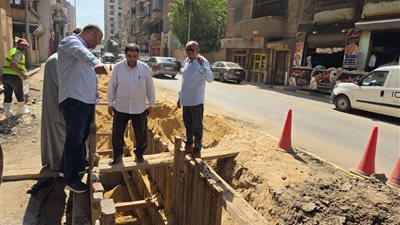 مياه المنوفية تتابع إصلاح هبوط أرضي بشبين الكوم.. وضخ عاجل لمياه الصرف