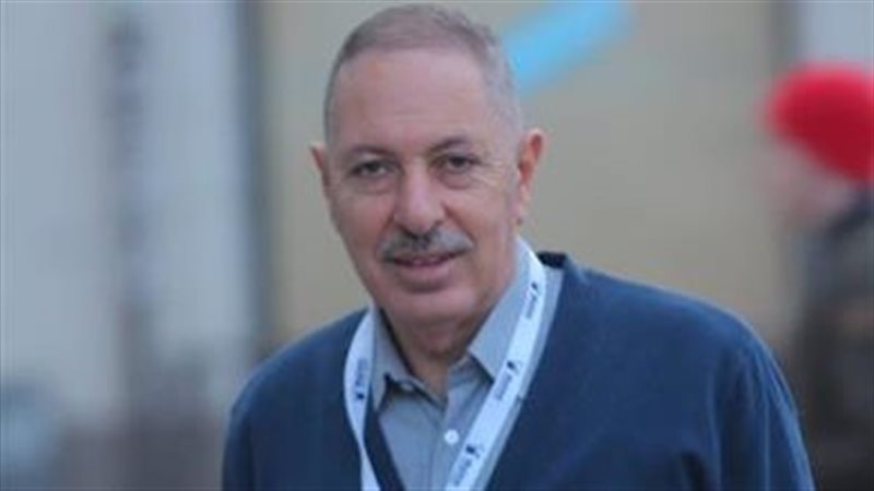 خالد محمود