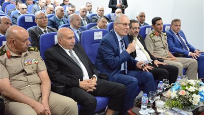 «التميز العلمي والتكنولوجي» يناقش توظيف الذكاء الاصطناعي في دعم الصناعات الدفاعية والمدنية