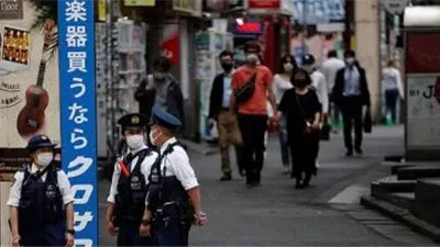 حالة طوارئ بطوكيو بعد رش مادة مجهولة داخل مجمع تجارى بمنطقة جينزا