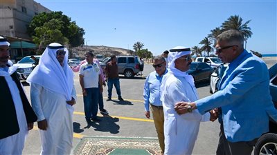 محافظ جنوب سيناء يتفقد أعمال تطوير الطرق والكورنيش بمدينة أبو زنيمة