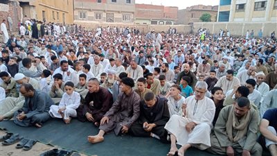 غرفة عمليات الأوقاف: إقبال حاشد على ساحات الصلاة والمساجد بمختلف محافظات الجمهورية