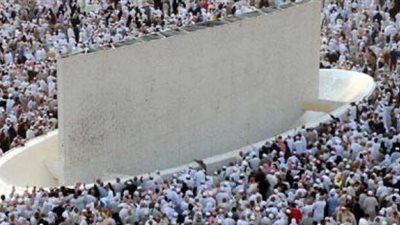 ما حكم رمي الجمرات قبل الزوال أيام التشريق؟ الإفتاء تجيب 