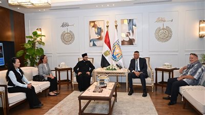 محافظ جنوب سيناء يستقبل وفد الكنيسة الكاثوليكية بشرم الشيخ للتهنئة بعيد الأضحى