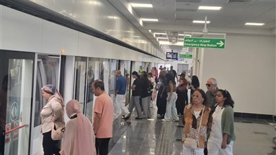   إقبال كبير على مونوريل شرق النيل خلال ثاني أيام عيد الأضحى