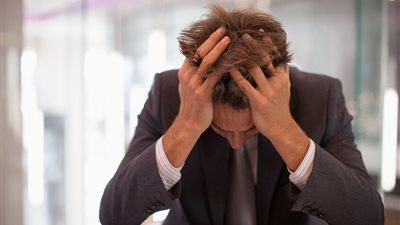 كيف ينقل توتر الأب ضغوط الحياة إلى عظام وجسد الجنين؟