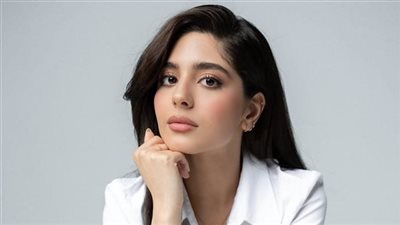 مايان السيد تخطف الأنظار بإطلالة كلاسيكية أنيقة