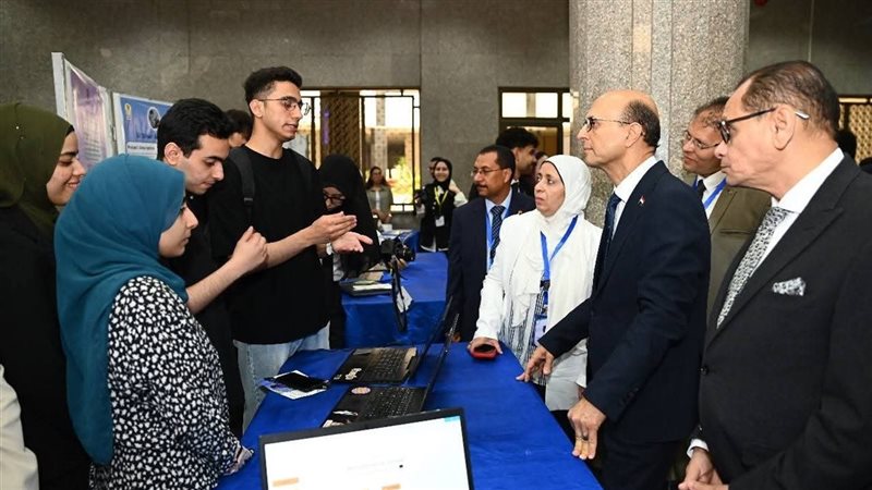جامعة أسيوط 