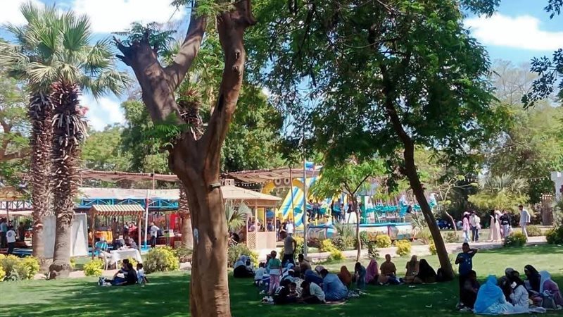 حدائق 