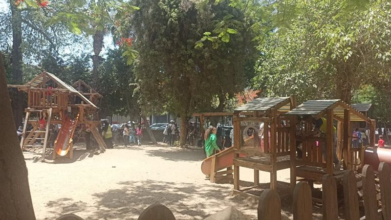 حديقة الحيوان