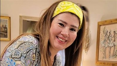 رانيا فريد شوقي تستعيد ذكريات الطفولة بصورة تورتة عيد الميلاد