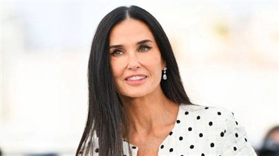 من ديمي مور إلى توم هانكس.. نجوم هوليوود يحذرون من الذكاء الاصطناعي