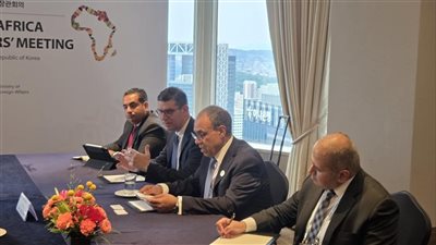 وزير الخارجية يلتقي مسؤولون بالبنك الكوري للتصدير والاستيراد