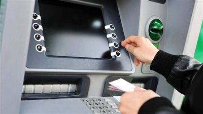 أخطاء شائعة عند استخدام ماكينات الصراف الآلي وطرق التعامل معها