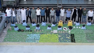 ضبط 2 طن مخدرات ومصرع عنصرين جنائيين في قنا وأسوان