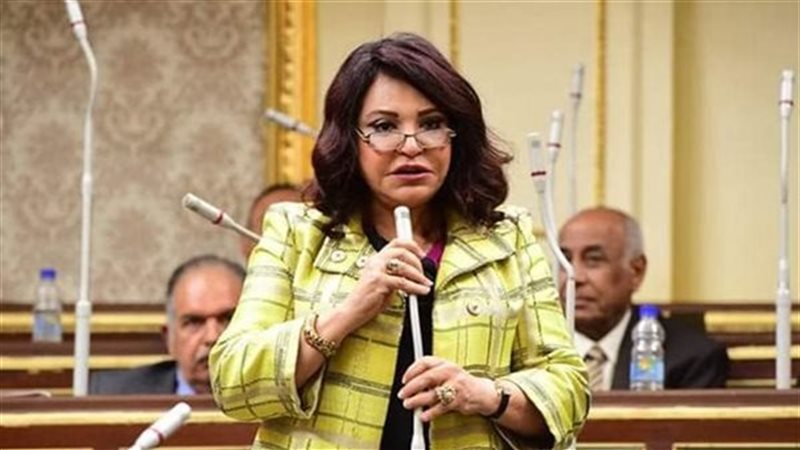 آمال عبد الحميد 