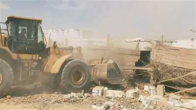 إزالة 24 حالة تعدي على أراضي أملاك الدولة ومتغيرات مكانية بأسيوط