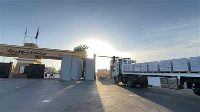 لدعم الأشقاء الفلسطينيين.. الهلال الأحمر المصري يطلق قافلة «زاد العزة» 207