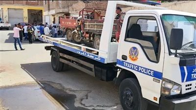 ضبط أسطوانات أكسجين وموازين مخالفة داخل 8 مخازن خردة بالغردقة 