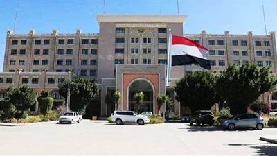 وزارة الخارجية في صنعاء تشيد بالرد الإيراني على الولايات المتحدة وإسرائيل