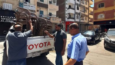 ضبط ورفع 6 حالات مخالفة إشغال بالطريق العام جنوب الغردقة