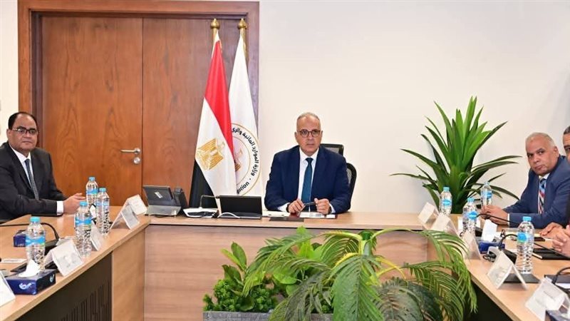 وزير الري 