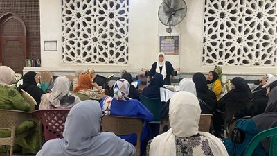 مجلس قرآني للواعظات بمسجد الحصري يتناول علامات محبة الله لعباده