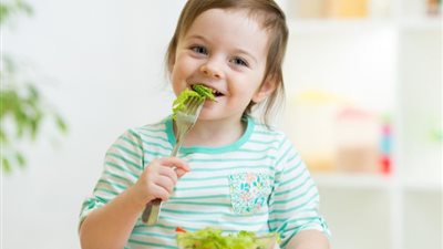 الصحة تعزز مناعة جيل الغد.. أطعمة حيوية لمواجهة الأنيميا ودعم التحصيل الدراسي