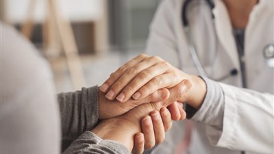 اللص الصامت في الليل.. كيف يمهد «الأرق» الطريق لإصابة الشباب بالسرطان؟