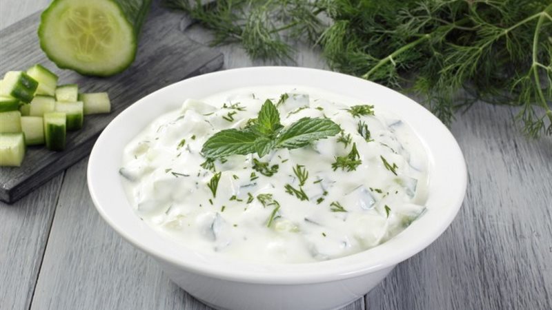 سلطة الزبادي