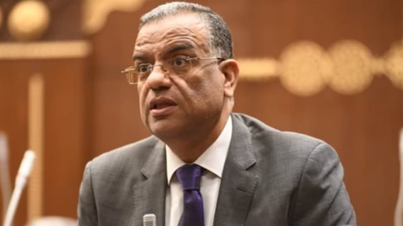 الكاتب الصحفي محمود مسلم