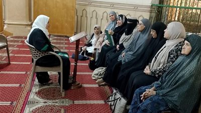 مجالس علمية للواعظات تُثري الوعي القرآني والعقدي لدى السيدات
