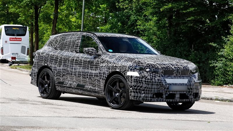 بي إم دبليو تستعد لإطلاق أقوى SUV كهربائية عبر iX5 M الجديدة