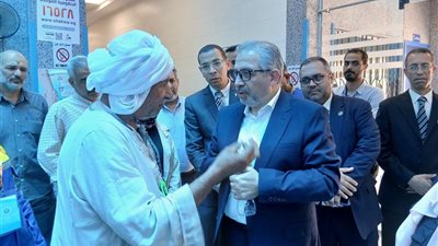 وفد التأمين الصحي الشامل يتفقد استعدادات تطبيق المنظومة بالمنيا