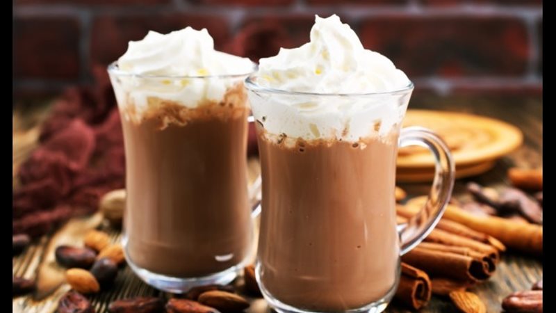 مشروب الكاكاو الساخن 