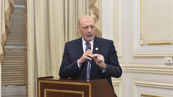 المستشار حسين أبو العطا رئيس حزب 