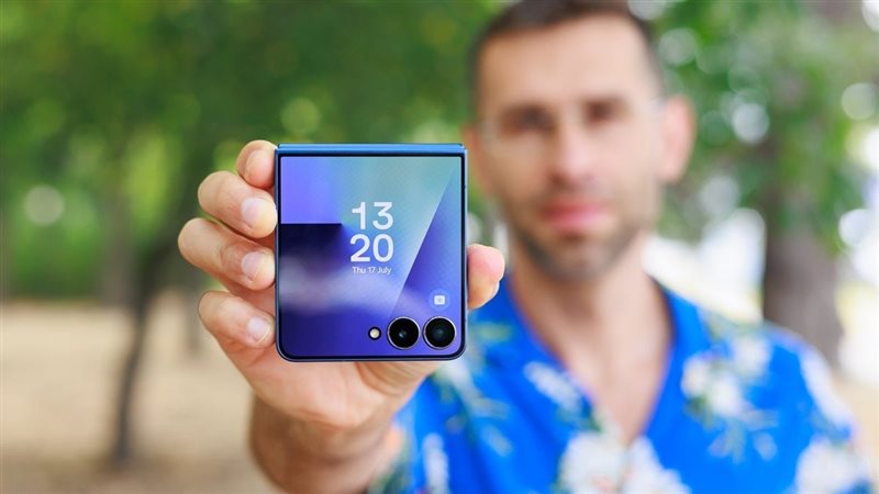 Galaxy Z Flip 8