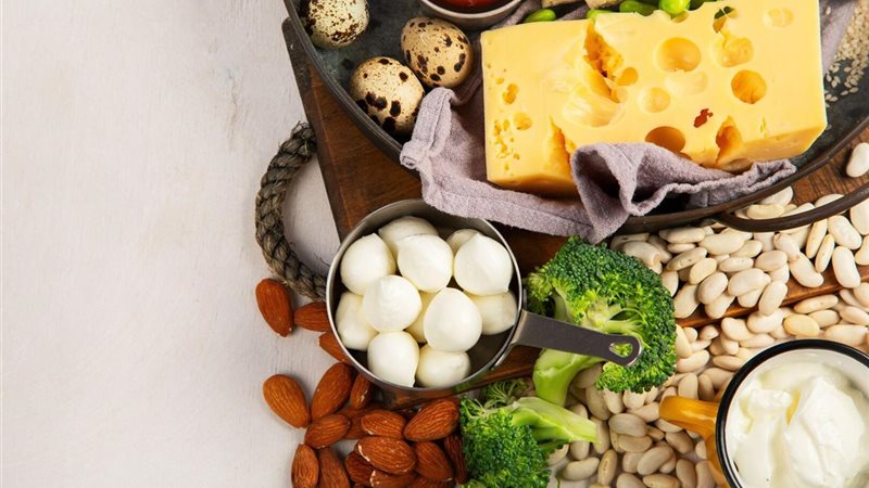  الأنظمة الغذائية الغنية بالبروتين 