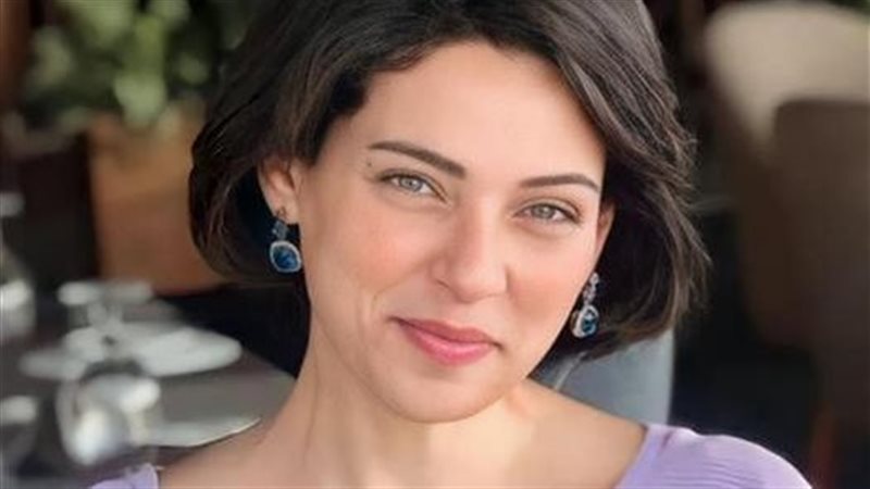 الفنانة نورهان