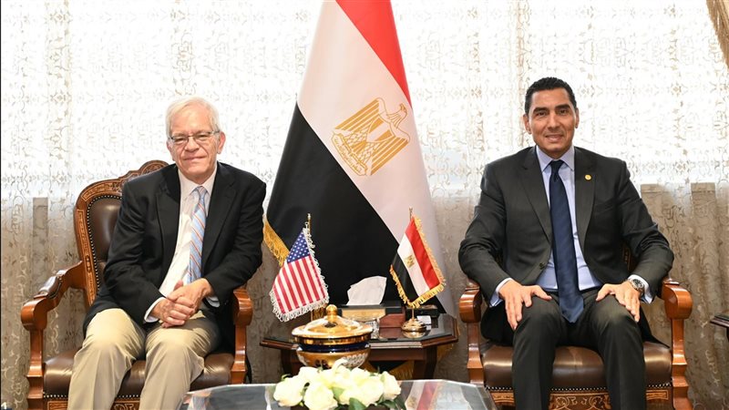 جوهر نبيل والقائم باعمال السفير الامريكي