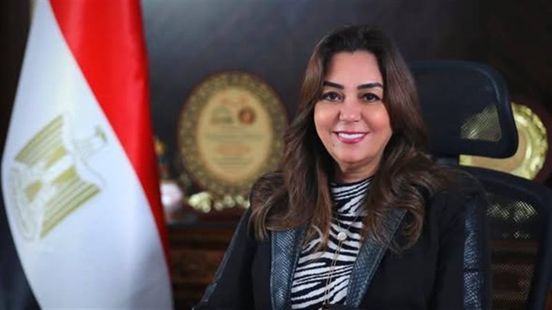 الدكتورة منال عوض