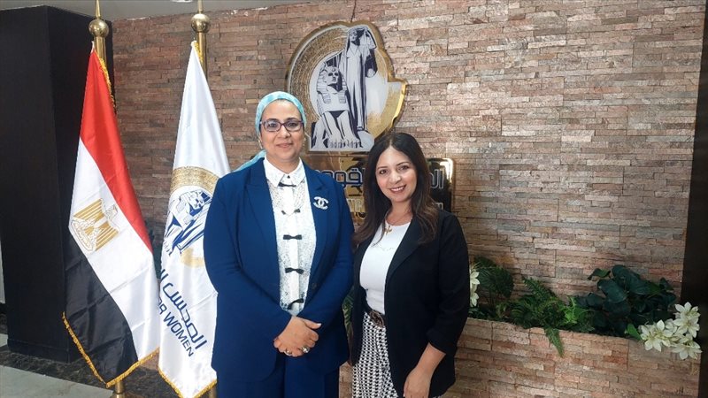المستشارة أمل عمار ومحررة الجمهور
