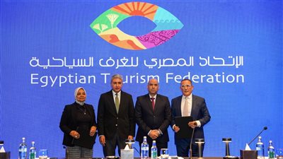 ترحيب سياحي كبير بمبادرة تيسير تراخيص عمل الأجانب بالمنشآت السياحية 