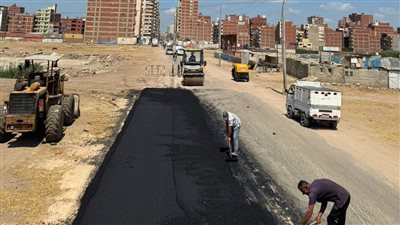 محافظ كفر الشيخ يتابع أعمال رصف طريق روينة ضمن مشروعات الخطة الاستثمارية