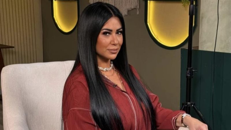 الإعلامية شيرين دعبس