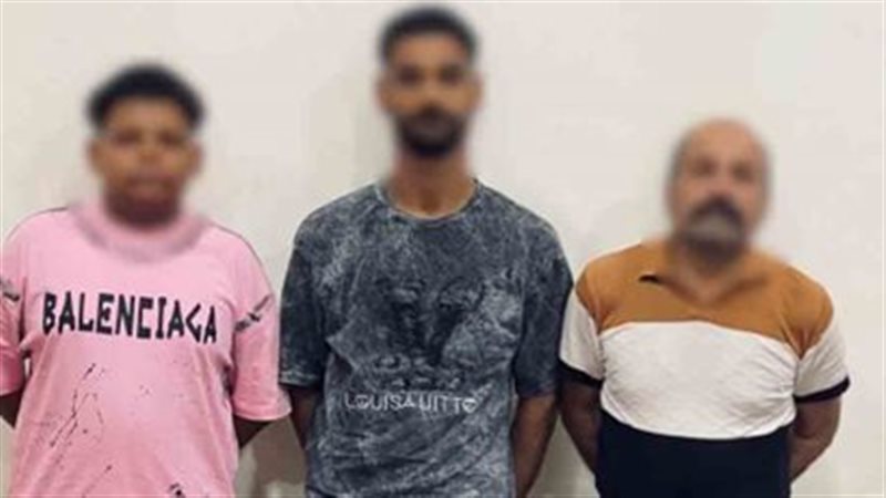 المتهمين 