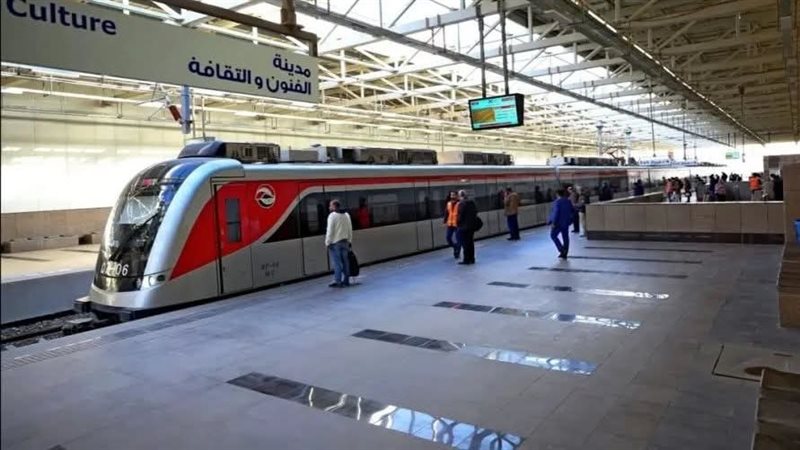 القطار الكهربائي الخفيف