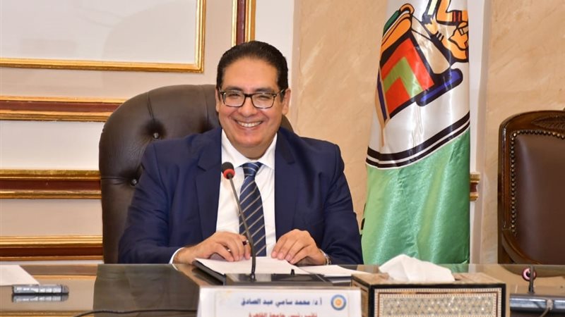 الدكتور محمد عبد الصادق 
